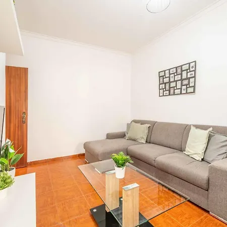 Guestready - Spacious Ground Floor アパート *